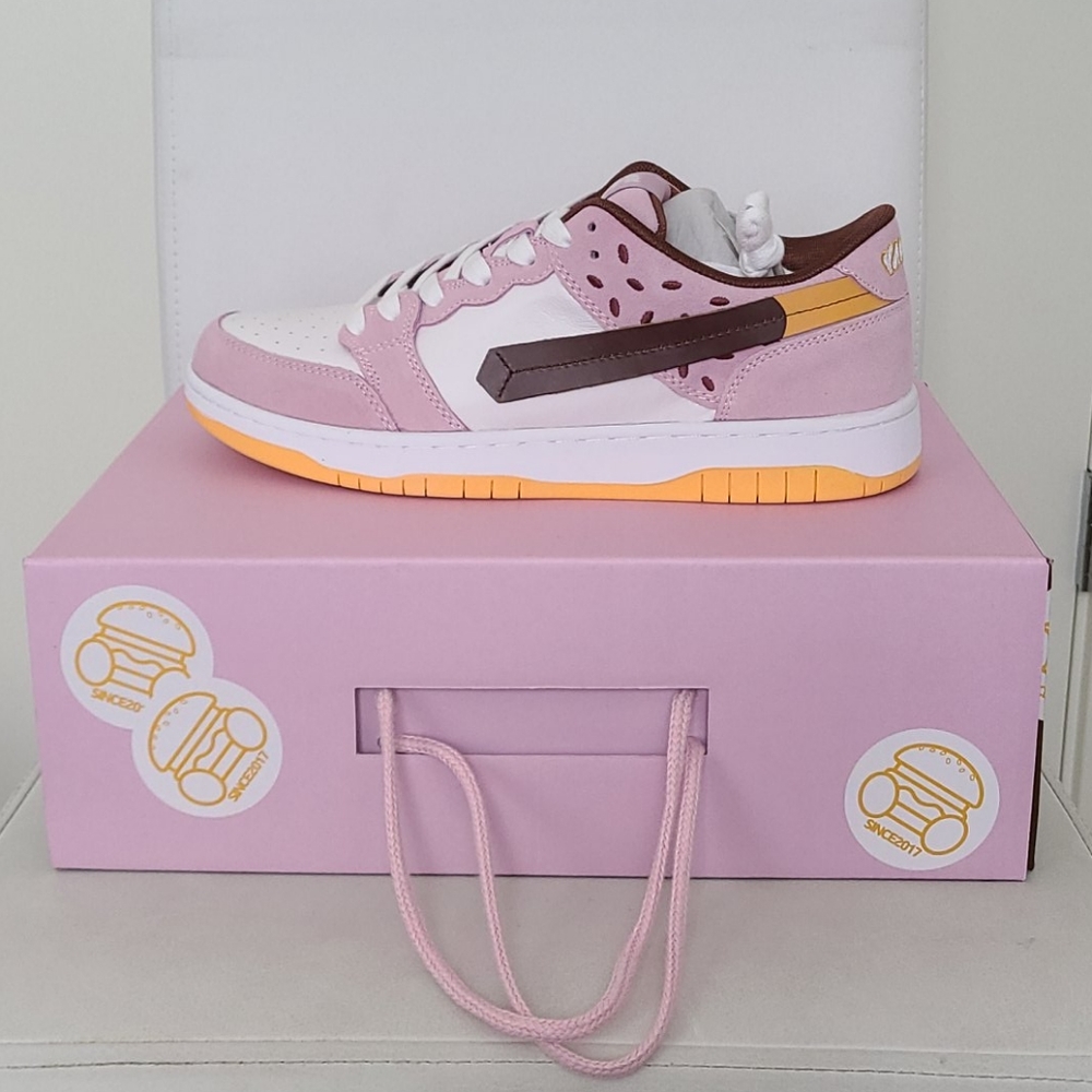 Vandy the pink icecream shoe
